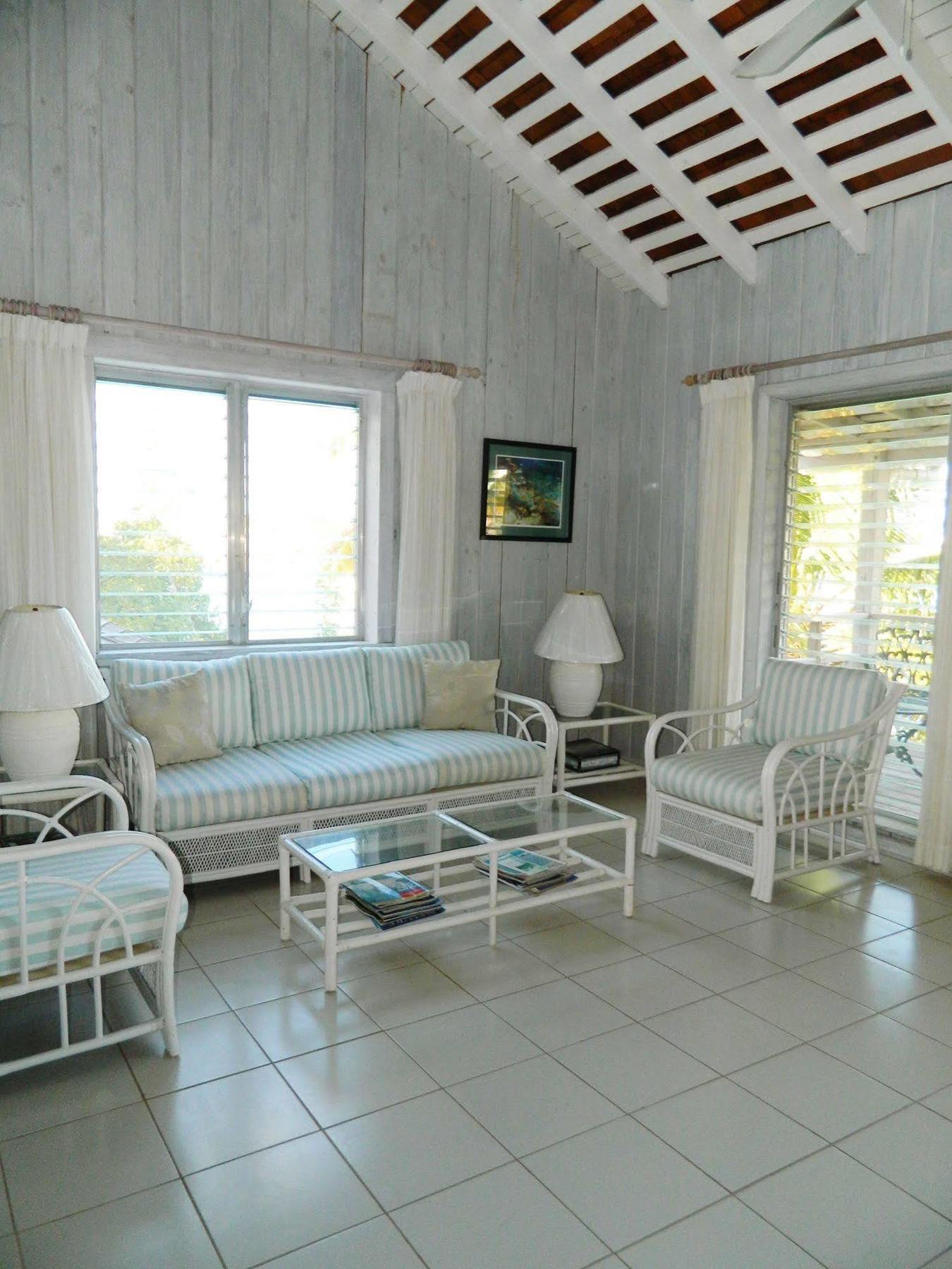 Regatta Point Hotel George Town Exterior foto
